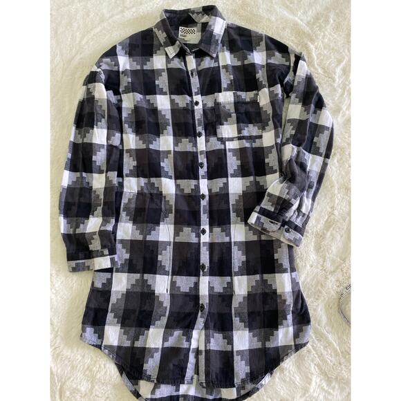 Vans Tops - Vans Womens Small Black White Geometric Plaid Flannel Button Shirt Tunic Dress